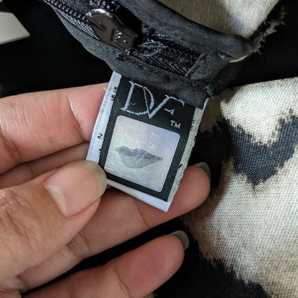 DVF animal print skirt! - Picture 8 of 9